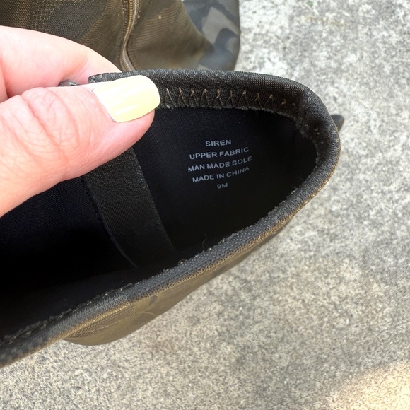 Jeffrey Campbell Camouflage Black Green Siren Boots/Booties 9 Pointed Toe Camo - Picture 6 of 10